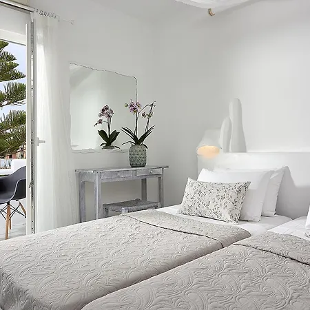 Milos Hotell