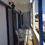 Milos 2* אדאמאס