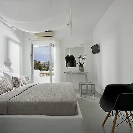 Milos Otel