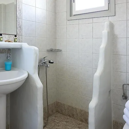 Hotel Milos 2*