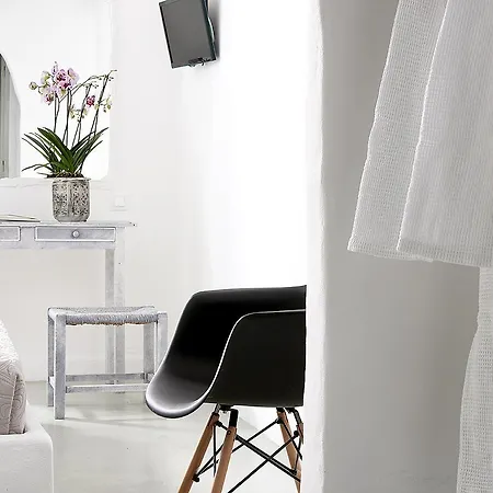 Ξενοδοχείο Milos Αδάμας